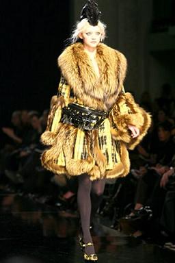 HOT TRENDS IN MODA 2009 2010