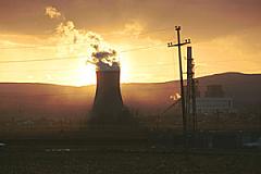 poluarea si cancerul la san, poluarea electrica, ce este poluarea, ce inseamna poluarea pentru omenire