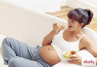regimul gravidei, alimentatia gravidei, ce trebuie sa manance o femeie gravida