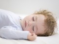 Cum sa iti ajuti bebelusul sa doarma in timpul noptii