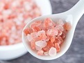 10 motive pentru a folosi sare roz de Himalaya