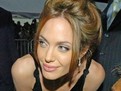 de ce este slaba Angelina, Angelina, cure de slabire, tulburare alimentara, Brad Pitt, De ce se infometeaza Angelina Jolie