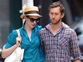 Batman: The Dark Knight Rises, Anne Hathaway s-a logodit cu Adam Shulman, stiri despre vedete