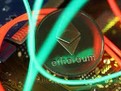 Cateva motive pentru a investi in criptomoneda Ethereum