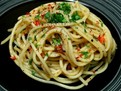 Spaghetti aglio, olio e peperoncino (
