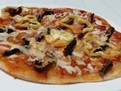 retete de pizza, cum se face aluatul de pizza, cum fac coca pentru pizza, reteta de pizza cu busuioc, pizza cu usturoi, cum se face pizza, faine pentru pizze, pizza ca in Italia, reteta de pizza originala, pizza jamie oliver