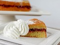 retete pentru incepatori, retete simple, retete usoare de prajituri de casa, prajitura usoara cu dulceata, prajitura cu gem de capsune, prajitura cu dulceata de capsune, prajitura pentru cafea, retete prajituri, reteta prajitura usoara, retete usoare, ret