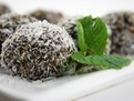 retete cu ciocolata, retete desert, retete deosebite, retete desert , deserturi speciale, retete sarbatori, retete dulciuri, retete craciun, retete festive, retete bomboane, bomboane cu cocos