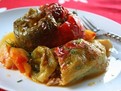 reteta de ardei umpluti de post Retete grecesti, retete de post, legume umplute la cuptor, retete in stil grecesc, retete originale din Grecia, retete mancaruri grecesti, retete vegetariene, retete fara carne, mancaruri la cuptor, retete mediteraneene, retete felul doi, retete de vara,