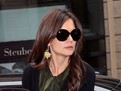 Celebritati cu poze, Stiri mondene, covorul rosu moda, CE SE Poarta în 2011, ochelari de soare la moda in 2011, Piele Pantaloni, Cardigan, Katie Holmes, stil de vedeta