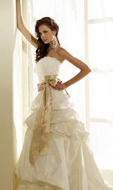 tendinte in 2006 rochie de mireasa