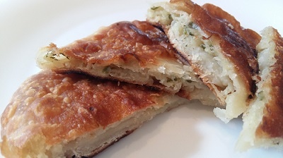 Placinte moldovenesti la tigaie, Placinte basarabene la tigaie, Placinte moldovenesti cu cartofi la tigaie, Placinte basarabene cu cartofi pe tigaie, retete de post, retete vegane, retete vegan, retete vegetariene, retete ieftine, retete moldovenesti, retete vechi, retete traditionale, retete de placinte, reteta de placinta cu cartofi, retete placinte de post, retete pentru post