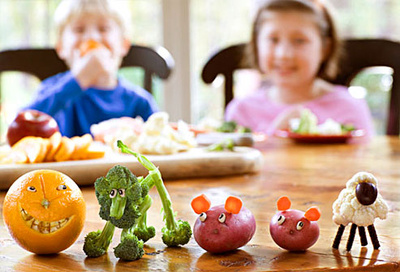 cum sa iti faci copilul sa manance legume, legumele in alimentatia copiilor, cum sa te descurci cu micii mofturosi, cum sa il faci pe copil sa manance legumele, alimentatia sanatoasa a copilului, metode de a-l face pe copil sa manance legume Moduri de a-ti face copiii dificili sa manance legume