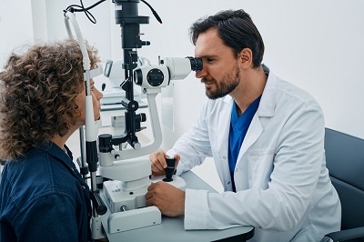Beneficiile unei consultatii optometrice regulate pentru sanatatea ochilor