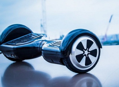 ce este un hoverboard, cum functioneaza un hoverboard, de unde se cumpara hoverboard, baterii hoverboard, nebunia hoverboard, la ce e bun un hoverboard, informatii hoverboard