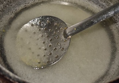 cum_sa_ai_o_piele_perfecta_folosind_mixtura_de_zahar_400