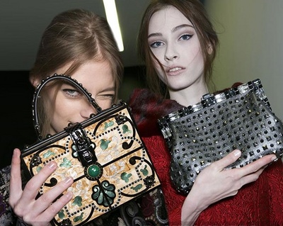 moda genti 2015, moda posete 2015, tendinte genti 2015, tendinte posete 2015, trenduri 2015, modele genti si posete 2015, trenduri accesorii 2015, ce modele de genti se poarta 2015, ce modele de posete se poarta 2015, moda la genti si posete 2015