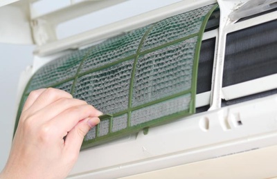 igienizarea si curatarea aerului conditionat al apartamentului