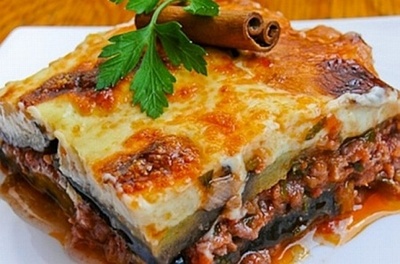 Reteta greceasca traditionala de mousakas, reteta greceasca de musaca, cum se face reteta clasica de musakas, retete grecesti, reteta moussakas, reteta musaka, reteta mousaka