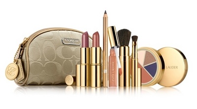 revelion, ce trebuie sa ai in geanta de rev, ce trebuie sa ai in poseta de revelion, makeup pentru revelion, parfum pentru revelion, ce sa iei cu tine de revelion, geanta pentru revelion