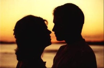romantismul in relatie, rolul romantismului intr-o relatie, relatie romantica, romantic, relatie romantica, poveste romantica, poveste de dragoste romantica