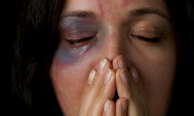 femei batute, femei abuzate, femei agreate, agresiunea sotului, agresivitate in familie, sot agresiv, barbati agresivi, abuz, violenta,violenta domestica, femeie agresata, femei agresate, violenta in familie, abuz familial, femeie abuzata fizic, femei abuzate, copii maltratati, abuzati