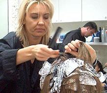 vopsitul parului la salon de coafura vopsitul parului la salon de coafura