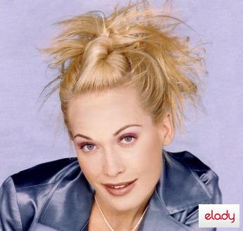 modele de coafuri par scurt, coafuri de ocazie,  coafuri bucuresti, catalog de coafuri, coafuri primavara vara 2009, tendinte hairstyle pe covorul rosu